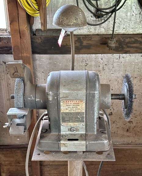 Craftsman 1/3 HP Grinder on Stand