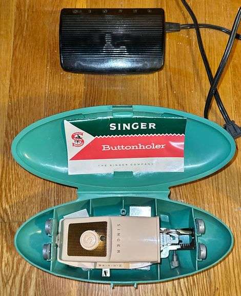 Singer 248 Sewing Machine with Cabinet