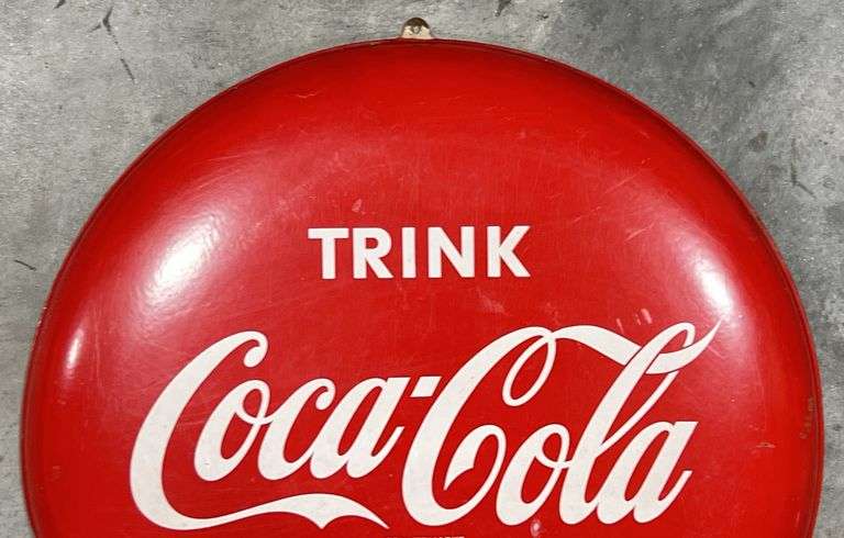 "Trink Coca-Cola" Eiskalt German Metal Button Sign