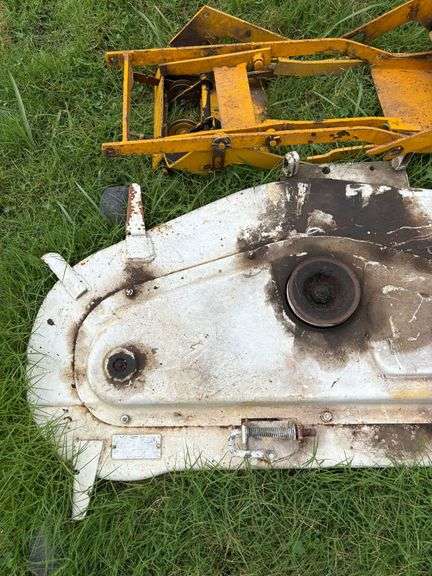 International Cub Cadet Mower Deck & Brackets