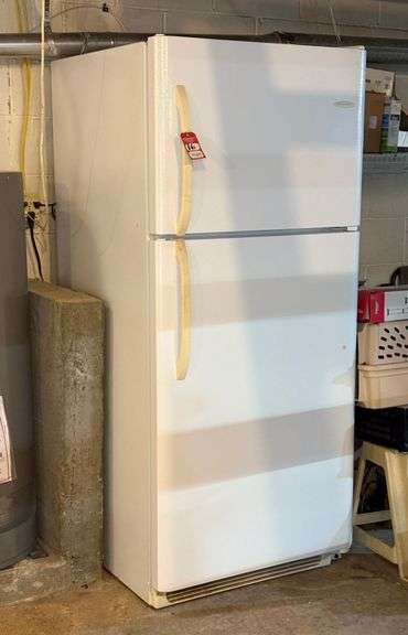 Frigidaire Top Mount Refrigerator/Freezer