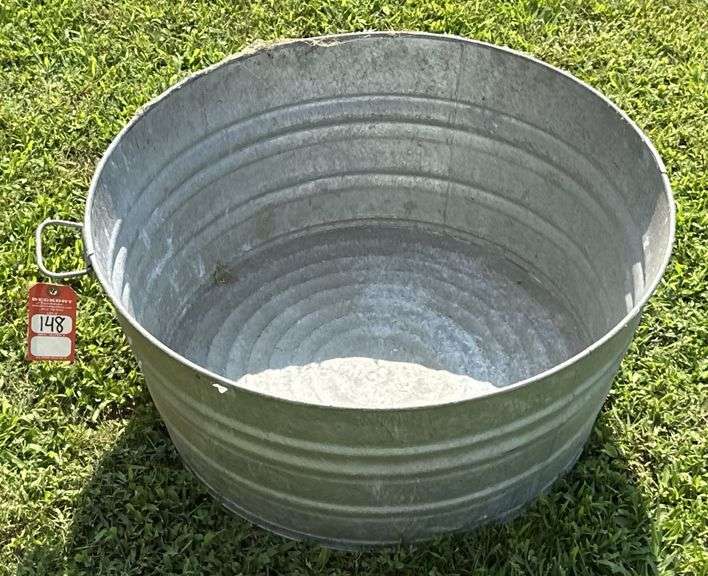Galvanized Wash Tub image
