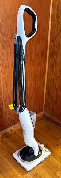 iRobot Roomba & Shark Floor Scrubber
