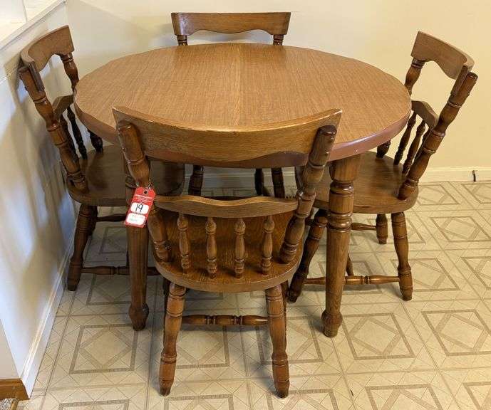 Dining Table & Chairs