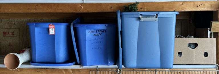 Holiday Décor image