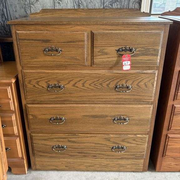 Oak Chest of Drawers image