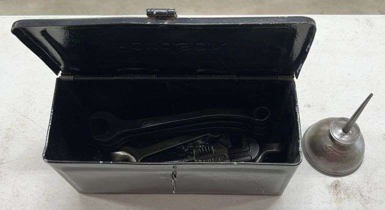 Vintage Ford & Fordson Items