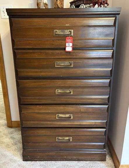 Carolina Furniture 5-Drawer Dresser