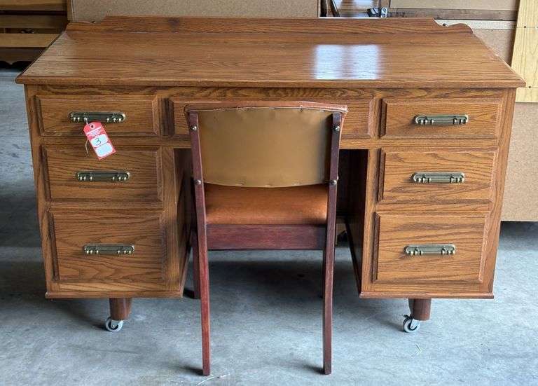 Schmidt Cabinets Oak Desk