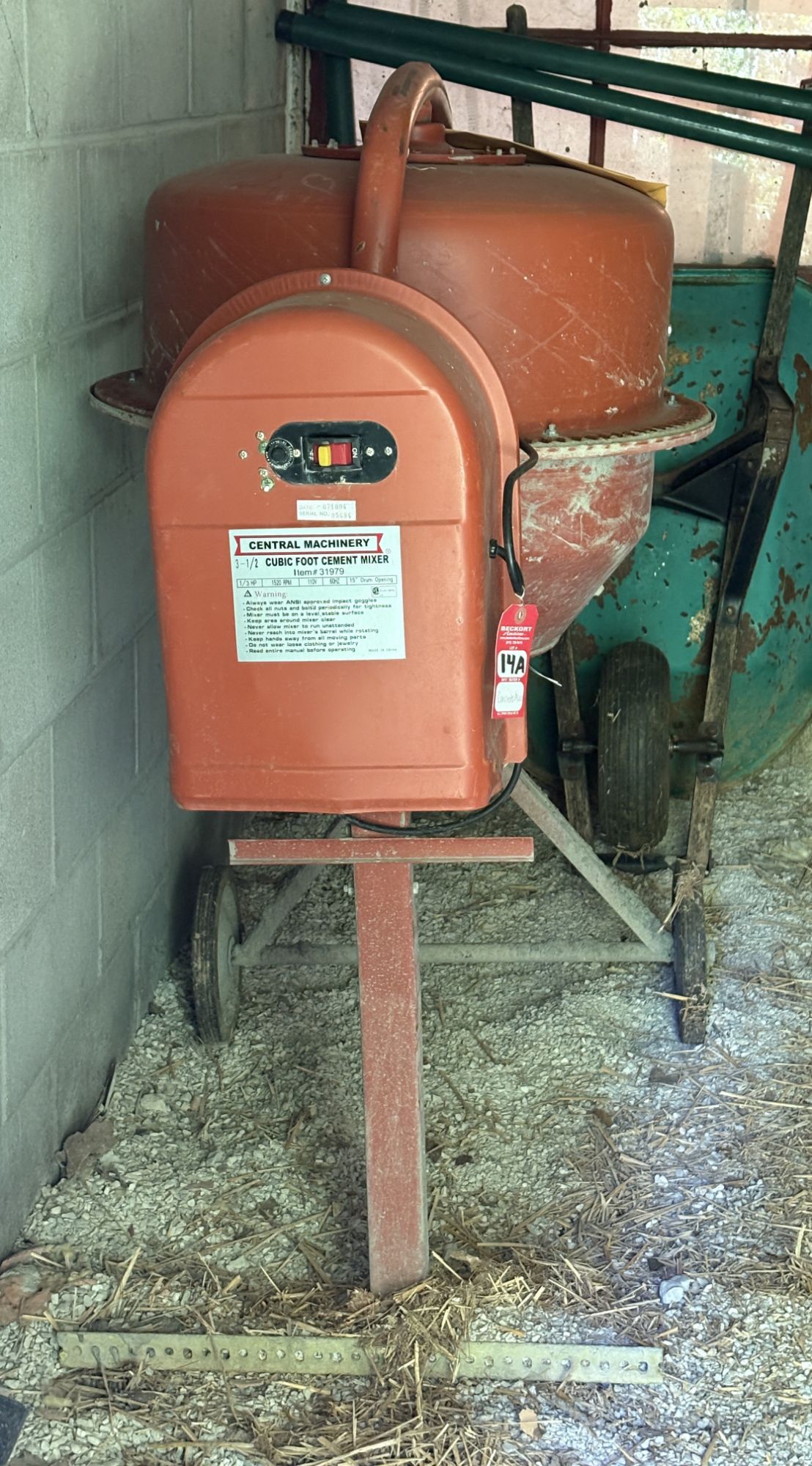 Lot image 2