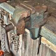 Early No. 3 2.5" Vise