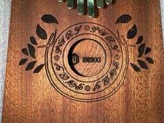 Unokki Mahogany 17- Key Thumb Piano