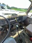 2001 International 2674 Form Handling Truck