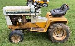 International Cub Cadet 109 Hydrostatic Lawn & Garden Tractor