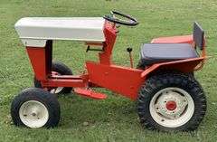 Jacobson Lawn & Garden Tractor
