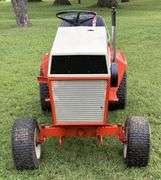 1973 Allis-Chalmers 410 Lawn & Garden Tractor