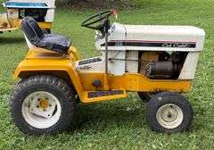 1972 International Cub Cadet 129 Hydrostatic Lawn & Garden Tractor