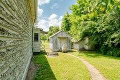 1925 Cross St Laconia, IN 47135