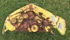 John Deere 110 Mower Deck