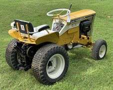 1966/67 Allis-Chalmers B-10 Lawn & Garden Tractor