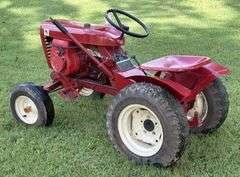 1964 Wheel Horse 604 Lawn & Garden Tractor