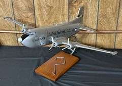 Globe Master II C-124C Replica Plane