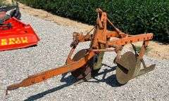 Allis-Chalmers 2x Snap Coupler Plow
