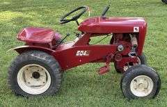1964 Wheel Horse 604 Lawn & Garden Tractor