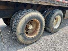 1994 International 4900 Flatbed Truck