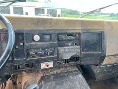 1994 International 4900 Flatbed Truck