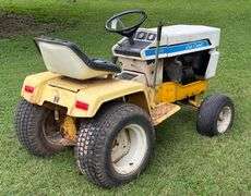 1980 International Cub Cadet 1200 Lawn & Garden Tractor