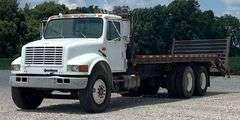 1994 International 4900 Flatbed Truck