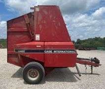 Case-IH 8460 Round Hay Baler