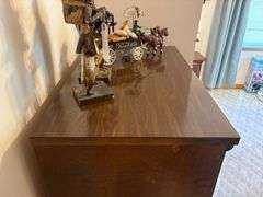 Carolina Furniture 5-Drawer Dresser