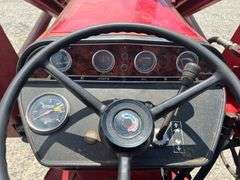 1976 IH 674 Tractor with IH 2250 Loader