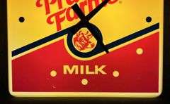 Prairie Farms Milk Dualite Lighted Square Clock