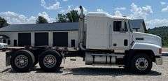 1998 Mack CH613 Truck