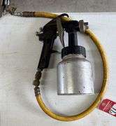 Bostitch BT200 Pneumatic Nail Gun & Paint Guns