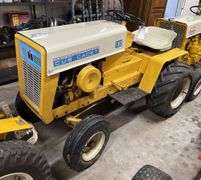 1967 Internation Cub Cadet 102 Lawn & Garden Tractor