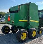 2008 John Deere 458 Round Hay Baler with Tandem Wheel Attachment