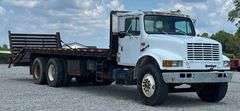 1994 International 4900 Flatbed Truck