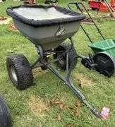 Lawn & Garden Spreaders