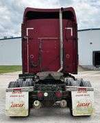 2001 Kenworth T2000 Semi Truck