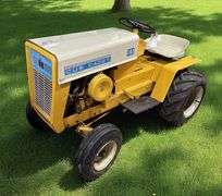 1967 Internation Cub Cadet 102 Lawn & Garden Tractor