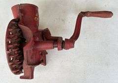 Red Chief Hand Crank Corn Sheller