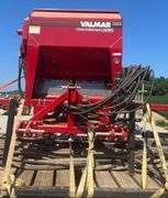 Valmar 2455 3-Pt Seeder