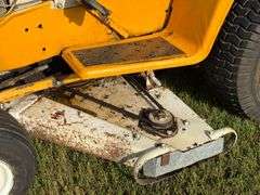 International Cub Cadet 149 Lawn & Garden Tractor