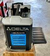 Delta No. 22-560 Wood Planer