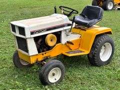 1972 International Cub Cadet 129 Hydrostatic Lawn & Garden Tractor