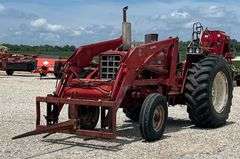 1976 IH 674 Tractor with IH 2250 Loader